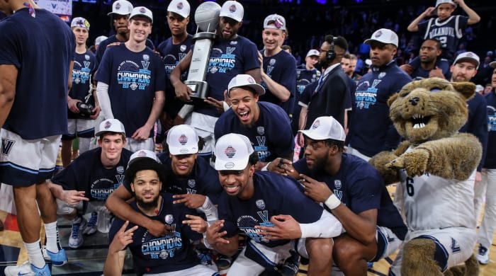 Villanova celebrates winning the 2022 Big East Championship at the Big East Tournament at Madison Square Garden.